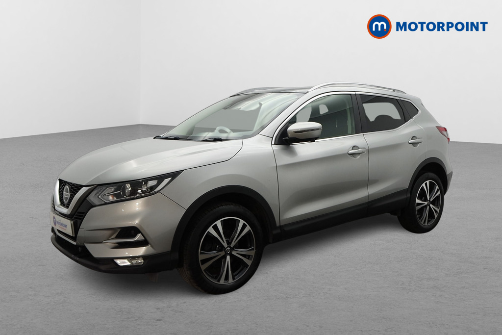 Nissan Qashqai N-Connecta Manual Petrol SUV - Stock Number (1605067) - Passenger side front corner