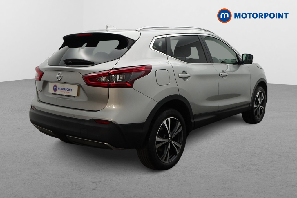 Nissan Qashqai N-Connecta Manual Petrol SUV - Stock Number (1605067) - Drivers side rear corner