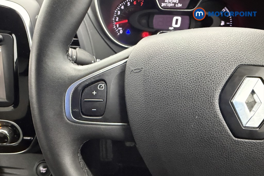 Renault Captur Iconic Manual Petrol SUV - Stock Number (1606171) - 3rd supplementary image