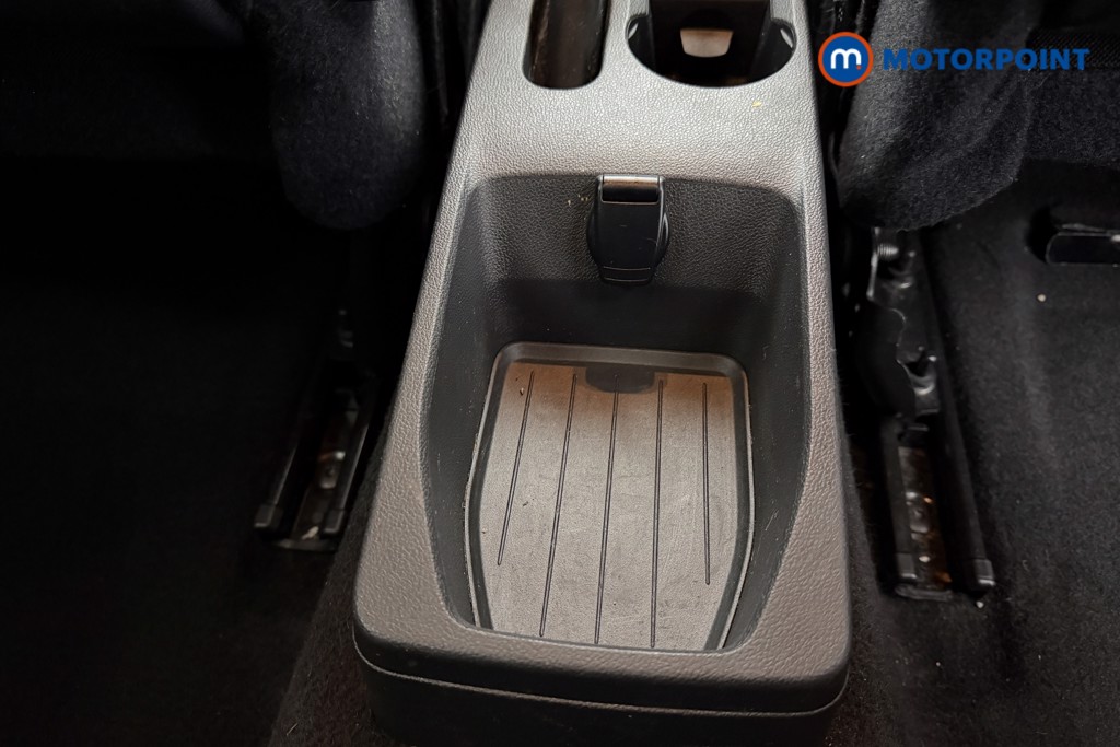 Renault Captur Iconic Manual Petrol SUV - Stock Number (1606171) - 22nd supplementary image