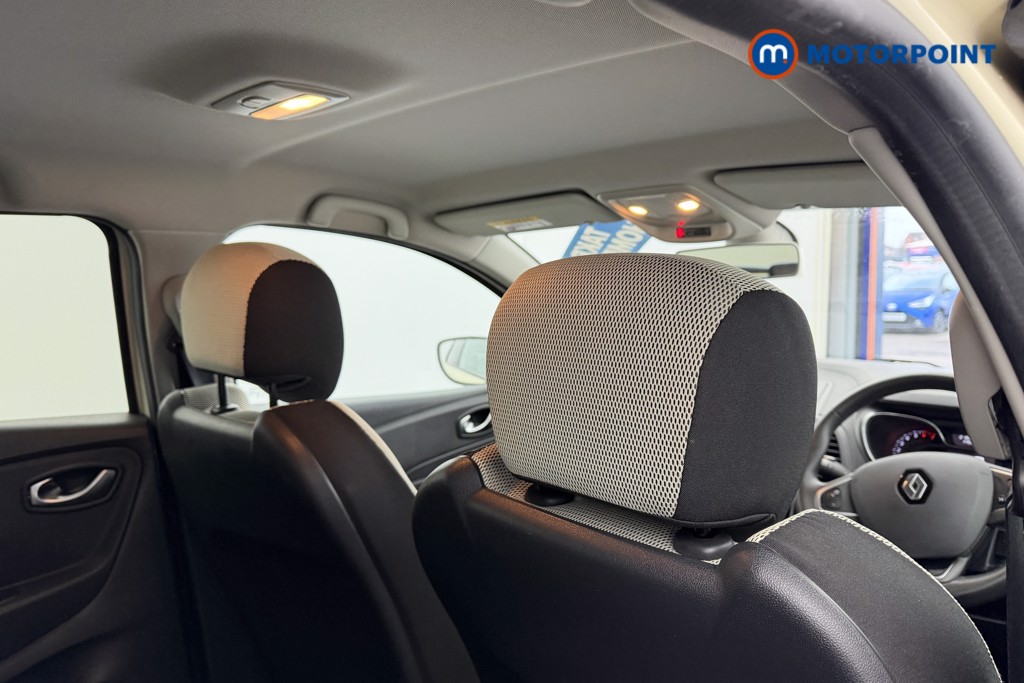 Renault Captur Iconic Manual Petrol SUV - Stock Number (1606171) - 23rd supplementary image