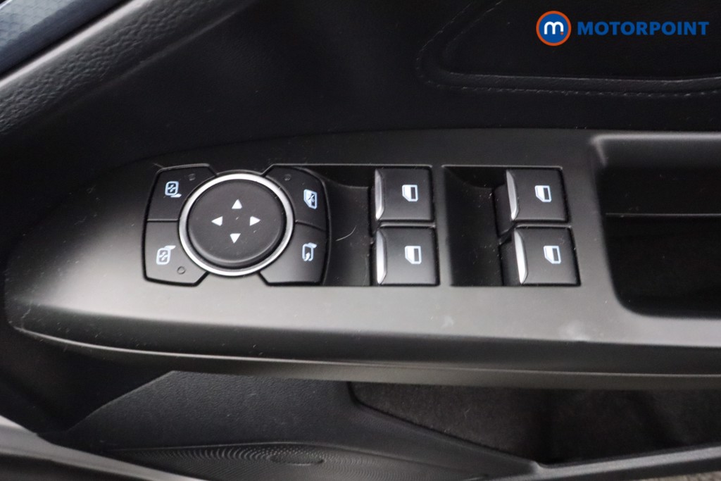 Ford Focus Active Edition Manual Petrol Hatchback - Stock Number (1606299) - 21st supplementary image