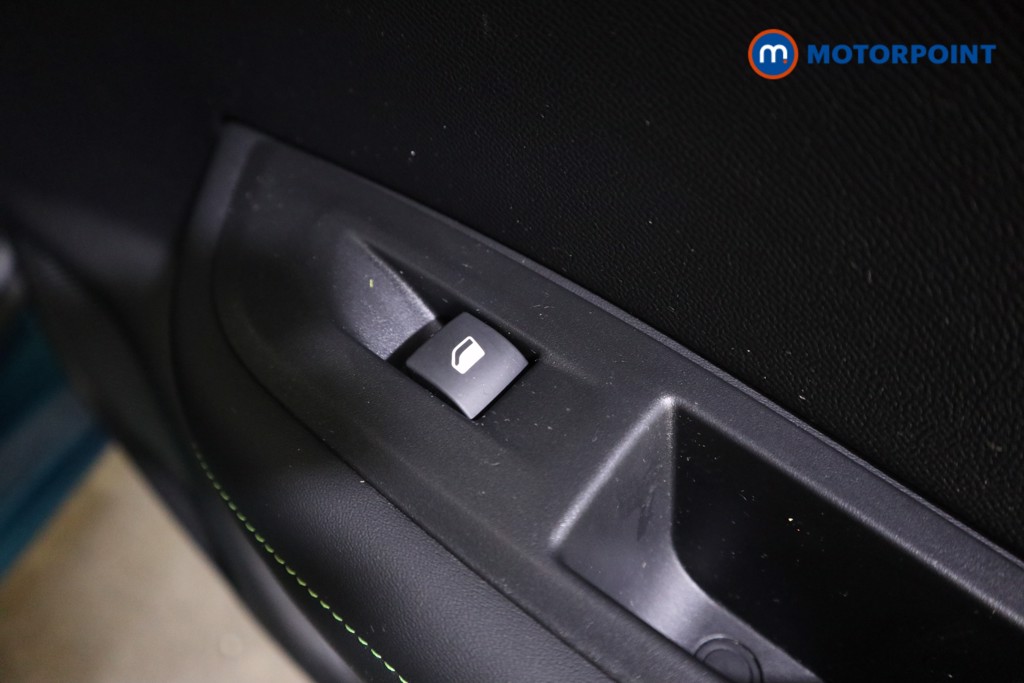 Peugeot 2008 GT Automatic Electric SUV - Stock Number (1606556) - 17th supplementary image