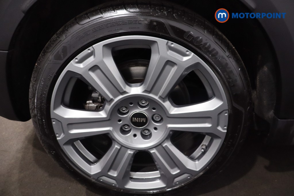 Mini Countryman Cooper S E Exclusive Automatic Petrol Plug-In Hybrid SUV - Stock Number (1606824) - 9th supplementary image