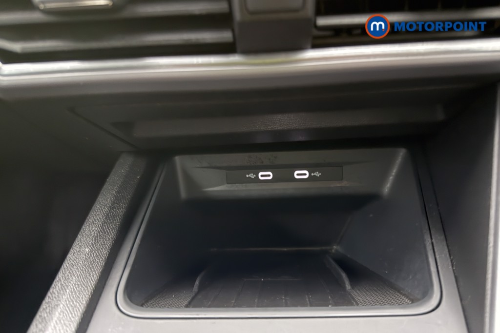 Seat Leon FR Automatic Petrol Plug-In Hybrid Hatchback - Stock Number (1607108) - 13th supplementary image