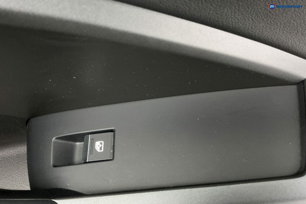 Audi Q3 S Line Automatic Petrol SUV - Stock Number (1607549) - 29th supplementary image