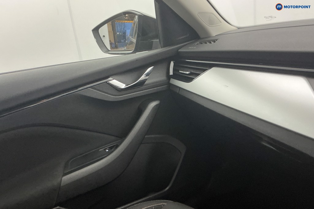 Skoda Kamiq Se Drive Manual Petrol SUV - Stock Number (1607757) - 22nd supplementary image