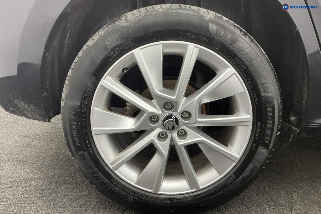 Skoda Kamiq Se Drive Manual Petrol SUV - Stock Number (1607757) - 38th supplementary image