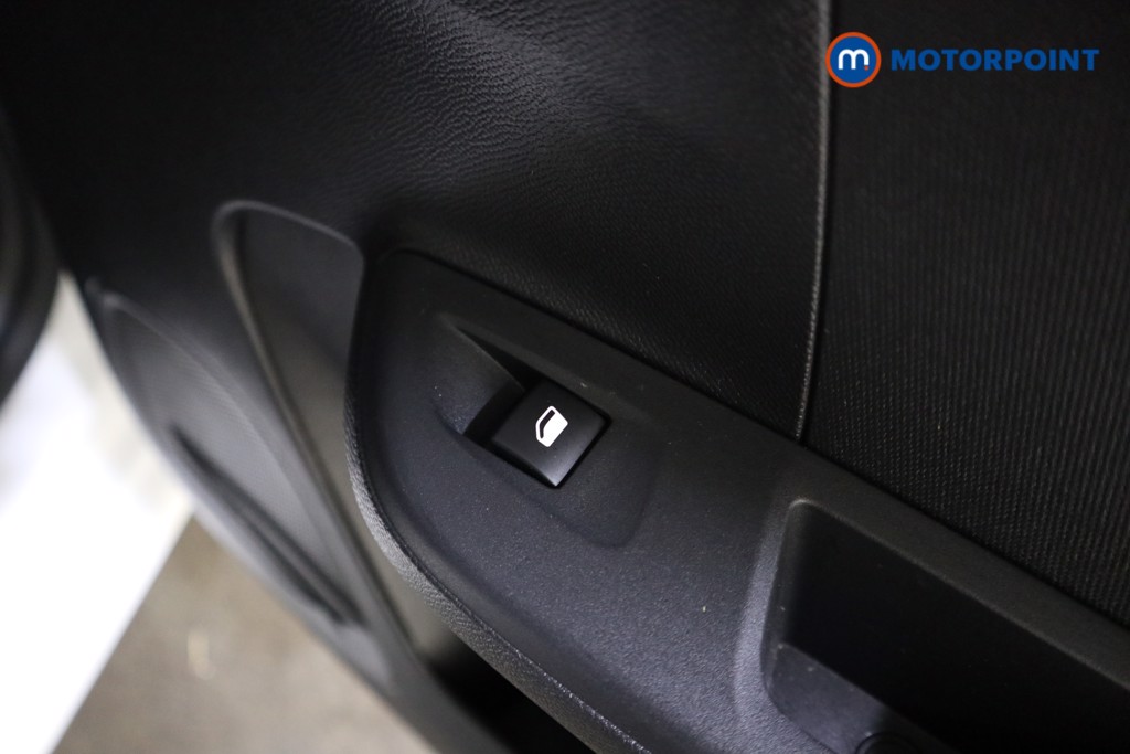 Vauxhall Corsa GS Manual Petrol Hatchback - Stock Number (1607917) - 14th supplementary image