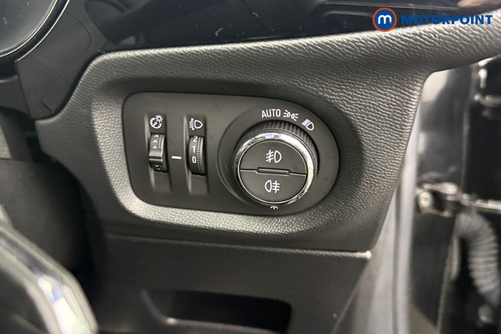 Vauxhall Corsa GS Manual Petrol Hatchback - Stock Number (1607947) - 10th supplementary image