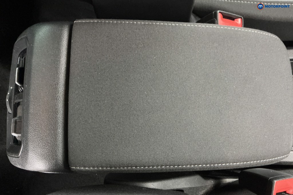 Volkswagen Tiguan Match Manual Petrol SUV - Stock Number (1608031) - 16th supplementary image