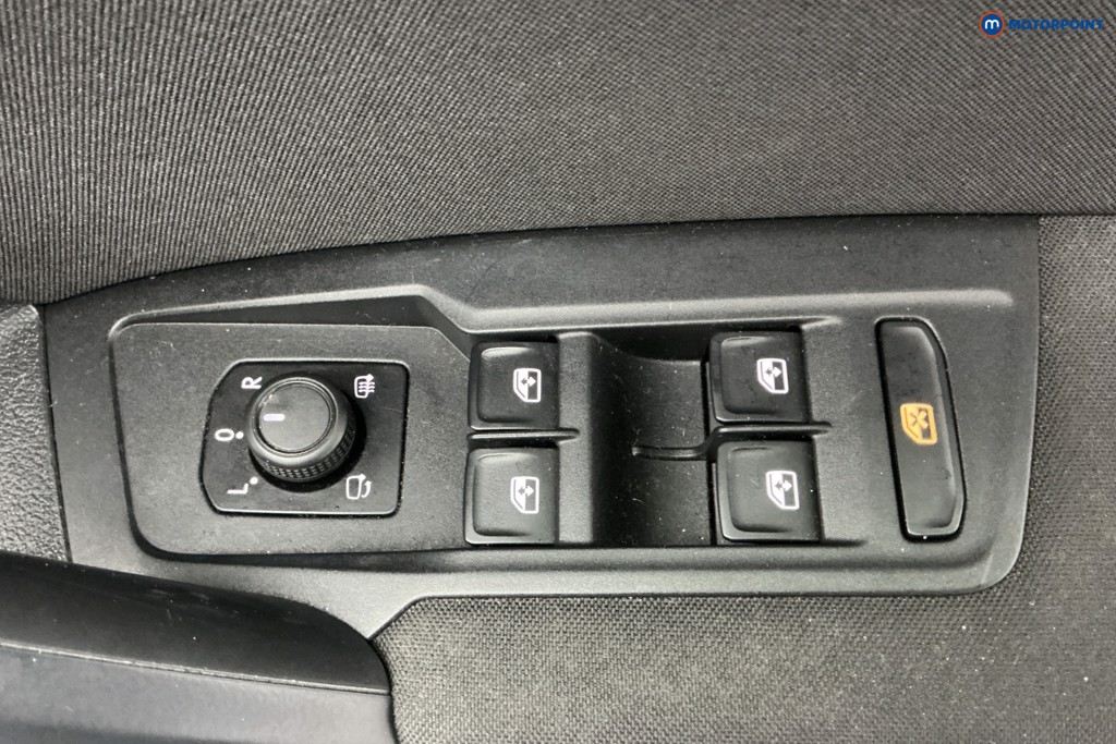 Volkswagen Tiguan Match Manual Petrol SUV - Stock Number (1608031) - 26th supplementary image