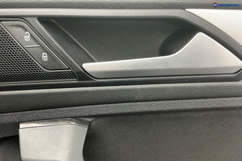 Volkswagen Tiguan Match Manual Petrol SUV - Stock Number (1608031) - 27th supplementary image