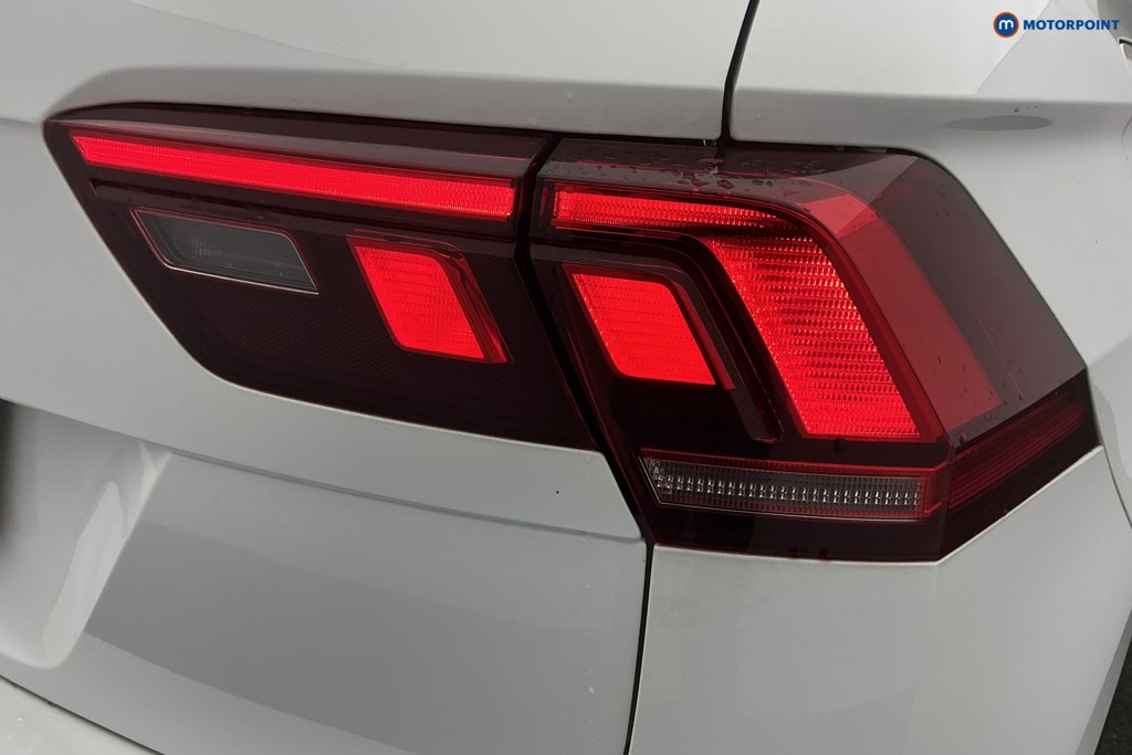 Volkswagen Tiguan Match Manual Petrol SUV - Stock Number (1608031) - 34th supplementary image