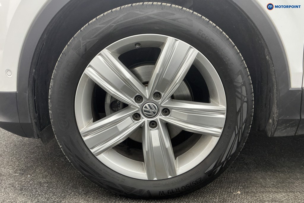 Volkswagen Tiguan Match Manual Petrol SUV - Stock Number (1608031) - 36th supplementary image