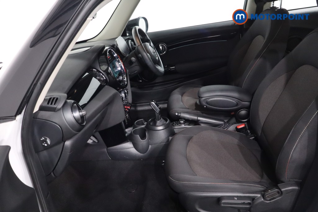 Mini Hatchback Cooper Classic Automatic Petrol Hatchback - Stock Number (1608298) - 4th supplementary image