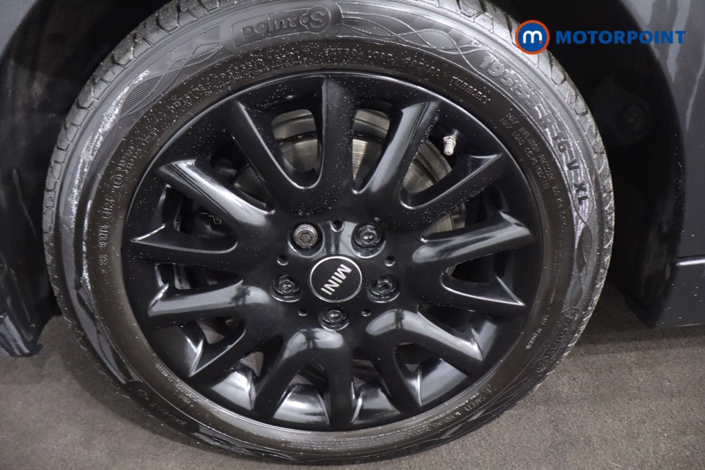 Mini Hatchback Cooper Classic Automatic Petrol Hatchback - Stock Number (1608298) - 11th supplementary image