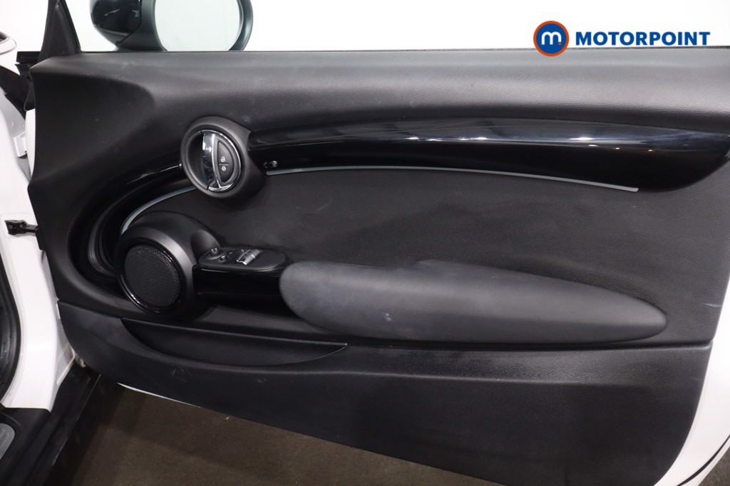 Mini Hatchback Cooper Classic Automatic Petrol Hatchback - Stock Number (1608298) - 23rd supplementary image