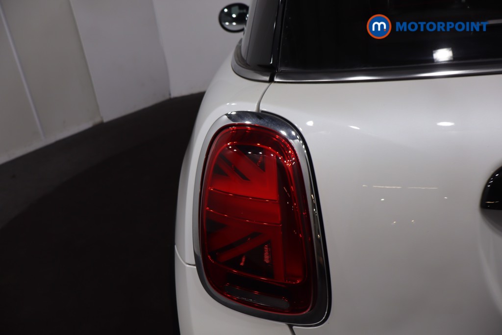 Mini Hatchback Cooper Classic Automatic Petrol Hatchback - Stock Number (1608298) - 35th supplementary image