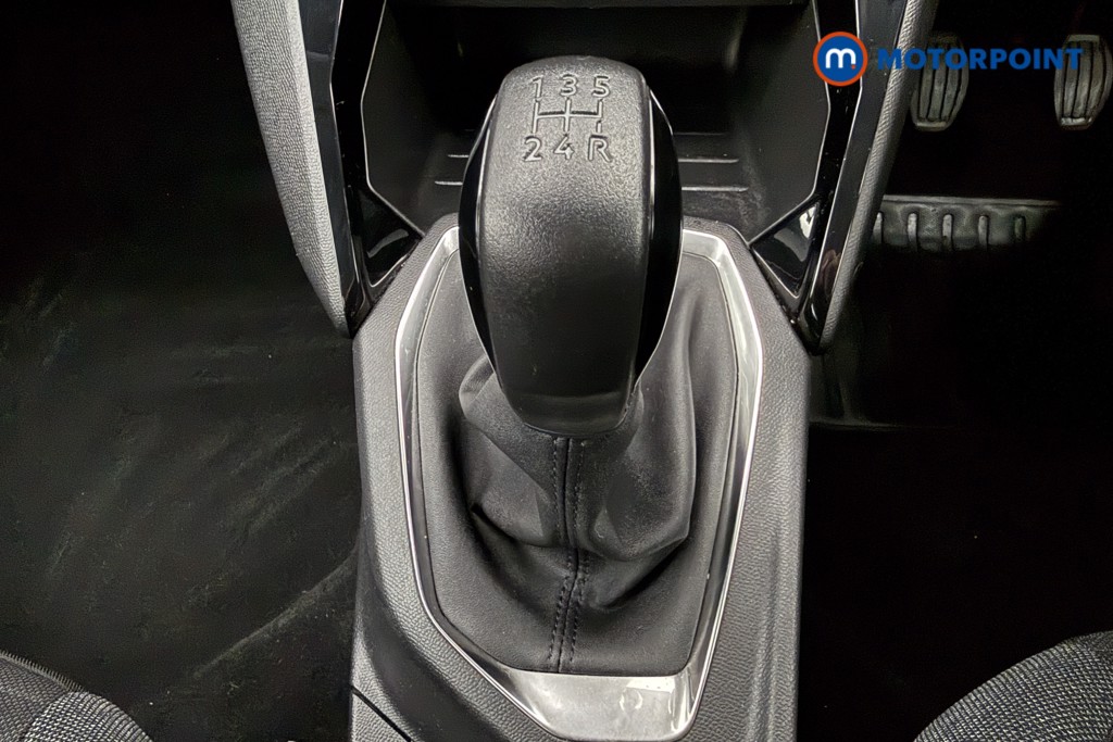 Peugeot 208 Active Premium Manual Petrol Hatchback - Stock Number (1608445) - 6th supplementary image