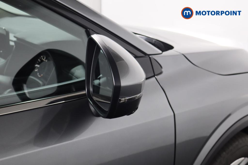 Nissan Qashqai N-Connecta Automatic Petrol SUV - Stock Number (1608736) - 13th supplementary image