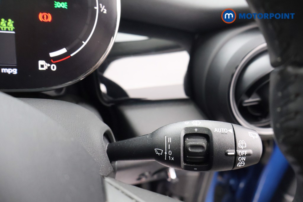 Mini Hatchback Cooper Classic Automatic Petrol Hatchback - Stock Number (1609307) - 6th supplementary image