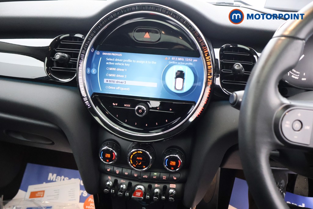 Mini Hatchback Cooper Classic Automatic Petrol Hatchback - Stock Number (1609307) - 8th supplementary image