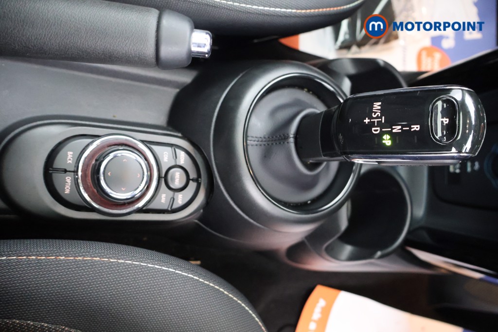 Mini Hatchback Cooper Classic Automatic Petrol Hatchback - Stock Number (1609307) - 9th supplementary image