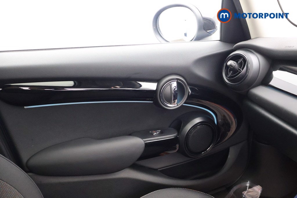 Mini Hatchback Cooper Classic Automatic Petrol Hatchback - Stock Number (1609307) - 11th supplementary image