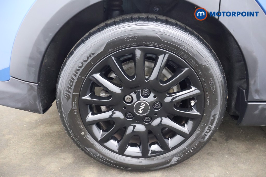 Mini Hatchback Cooper Classic Automatic Petrol Hatchback - Stock Number (1609307) - 21st supplementary image