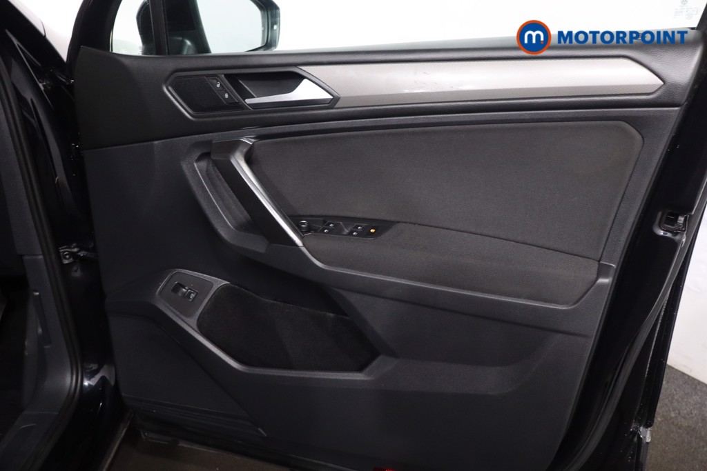Volkswagen Tiguan Allspace Life Automatic Petrol SUV - Stock Number (1609510) - 22nd supplementary image