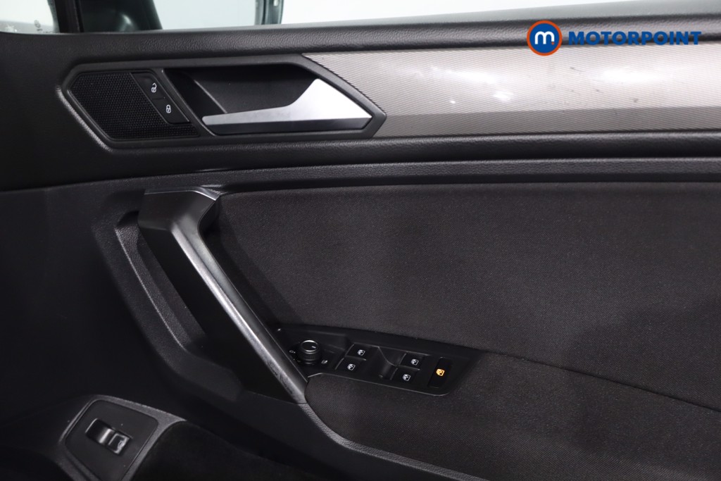 Volkswagen Tiguan Allspace Life Automatic Petrol SUV - Stock Number (1609510) - 23rd supplementary image