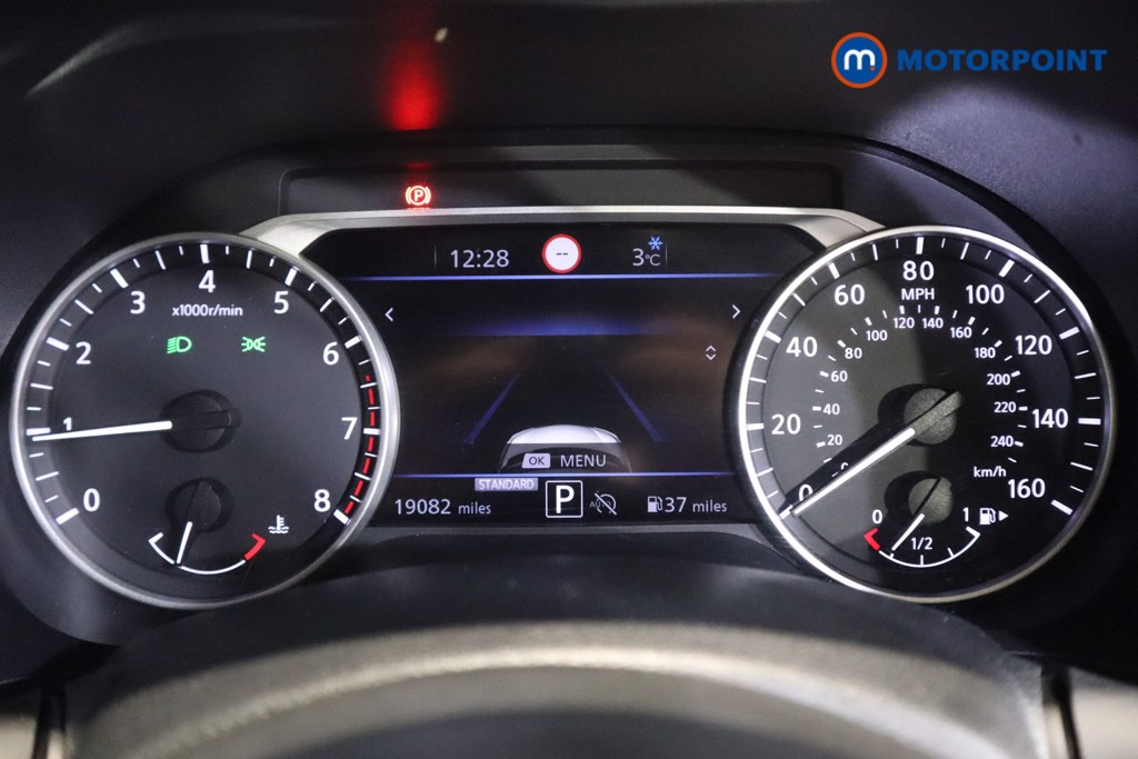 Nissan Juke Tekna Automatic Petrol SUV - Stock Number (1609819) - 4th supplementary image