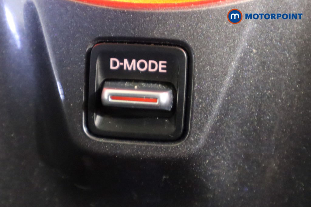 Nissan Juke Tekna Automatic Petrol SUV - Stock Number (1609819) - 25th supplementary image