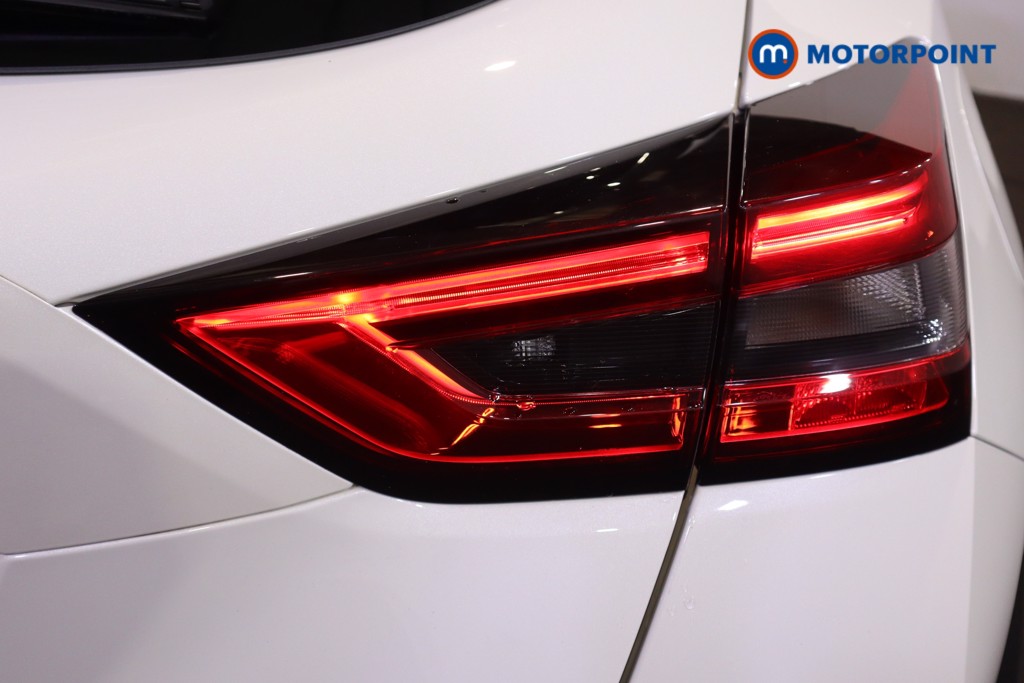 Nissan Juke Tekna Automatic Petrol SUV - Stock Number (1609819) - 34th supplementary image