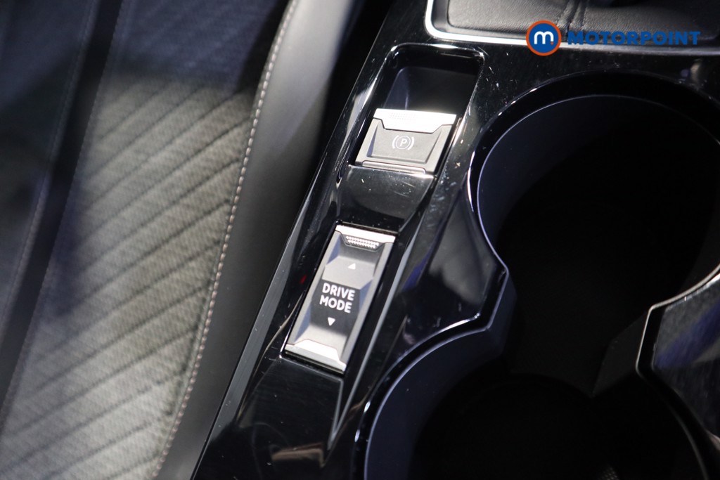Peugeot 2008 Allure Manual Petrol SUV - Stock Number (1609828) - 10th supplementary image