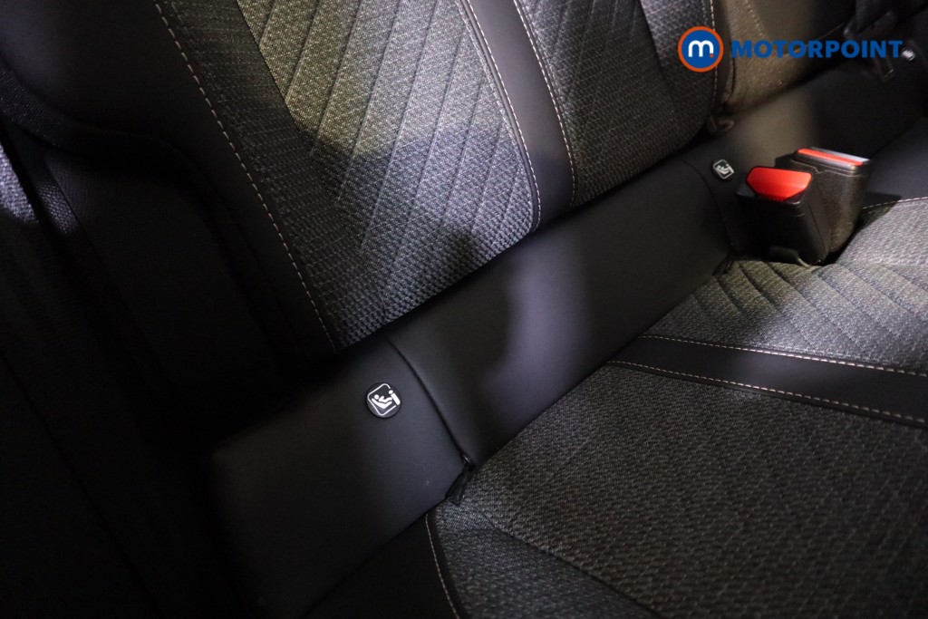 Peugeot 2008 Allure Manual Petrol SUV - Stock Number (1609828) - 14th supplementary image