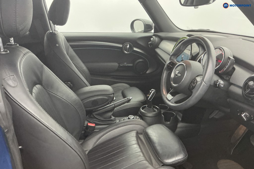 Mini Hatchback Cooper S Exclusive Automatic Petrol Hatchback - Stock Number (1610013) - 6th supplementary image