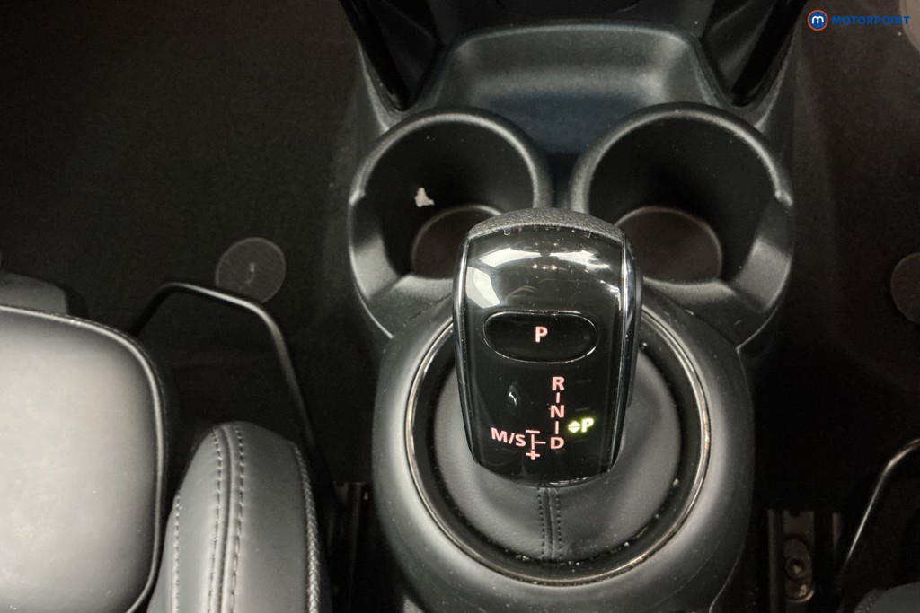 Mini Hatchback Cooper S Exclusive Automatic Petrol Hatchback - Stock Number (1610013) - 17th supplementary image