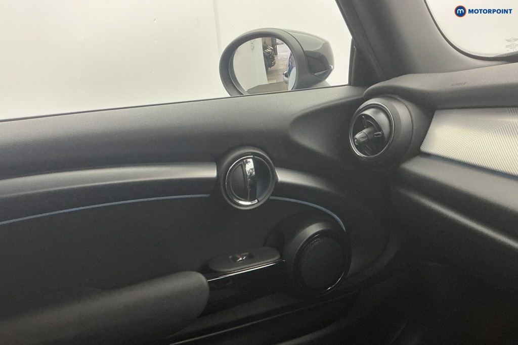 Mini Hatchback Cooper S Exclusive Automatic Petrol Hatchback - Stock Number (1610013) - 19th supplementary image