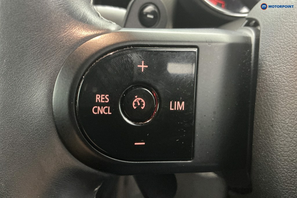 Mini Hatchback Cooper S Exclusive Automatic Petrol Hatchback - Stock Number (1610013) - 20th supplementary image