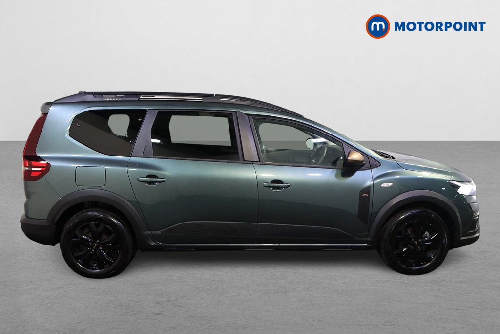Dacia Jogger Extreme Automatic Petrol-Electric Hybrid People Carrier - Stock Number (1610213) - Drivers side