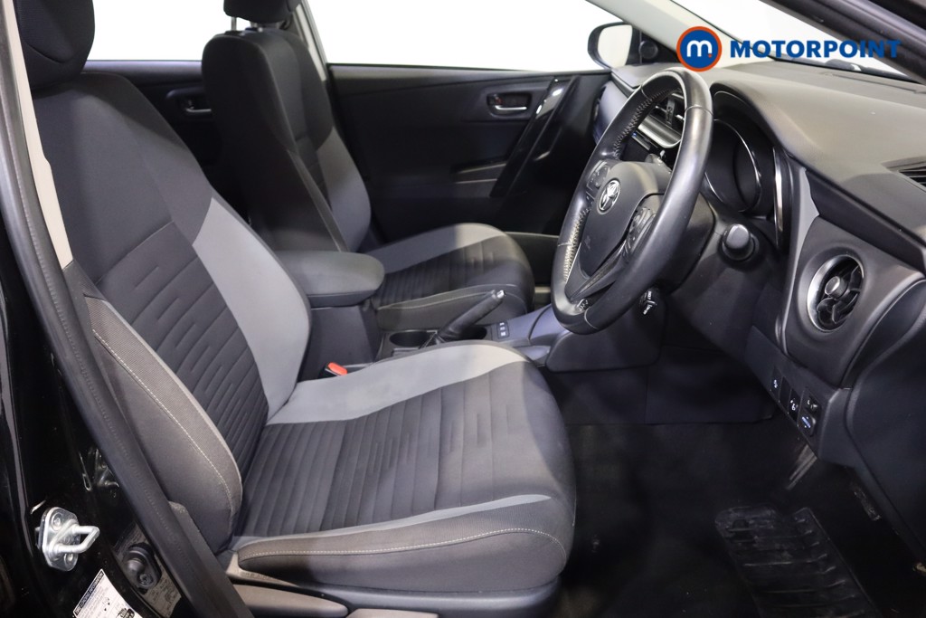 Toyota Auris Icon Tech Automatic Petrol-Electric Hybrid Hatchback - Stock Number (1610318) - 6th supplementary image