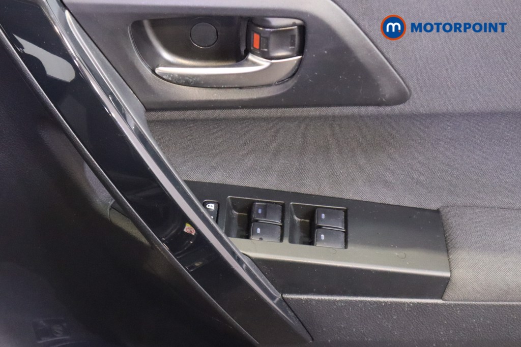 Toyota Auris Icon Tech Automatic Petrol-Electric Hybrid Hatchback - Stock Number (1610318) - 14th supplementary image