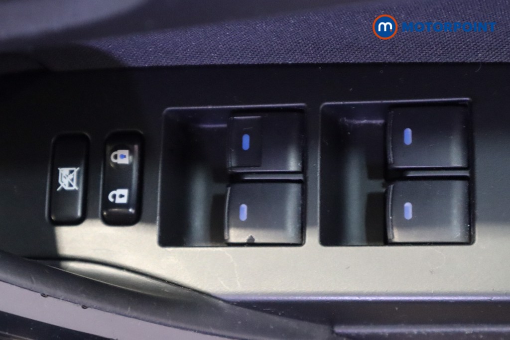 Toyota Auris Icon Tech Automatic Petrol-Electric Hybrid Hatchback - Stock Number (1610318) - 15th supplementary image