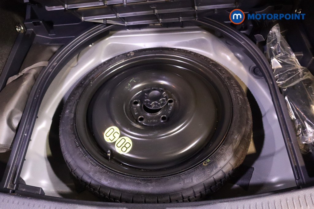 Toyota Auris Icon Tech Automatic Petrol-Electric Hybrid Hatchback - Stock Number (1610318) - 29th supplementary image