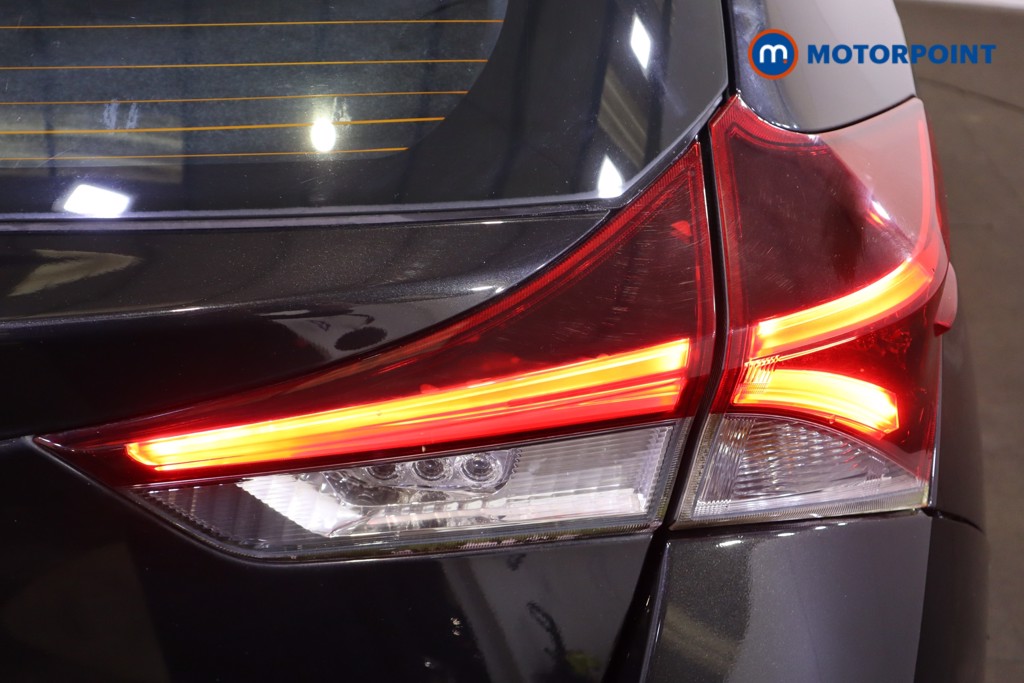 Toyota Auris Icon Tech Automatic Petrol-Electric Hybrid Hatchback - Stock Number (1610318) - 32nd supplementary image