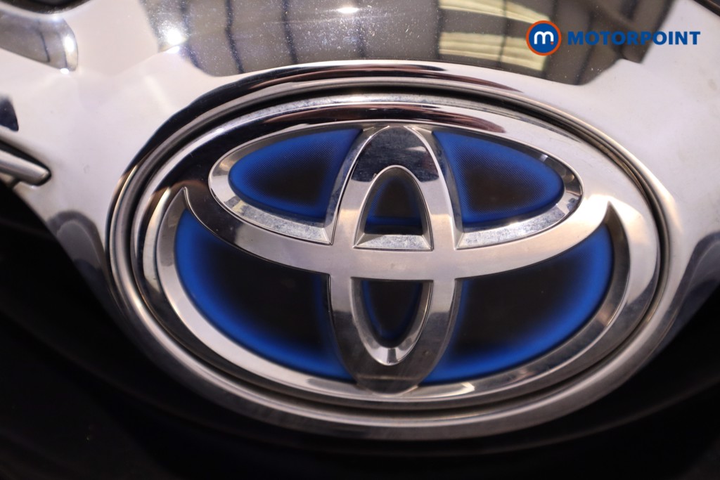Toyota Auris Icon Tech Automatic Petrol-Electric Hybrid Hatchback - Stock Number (1610318) - 37th supplementary image