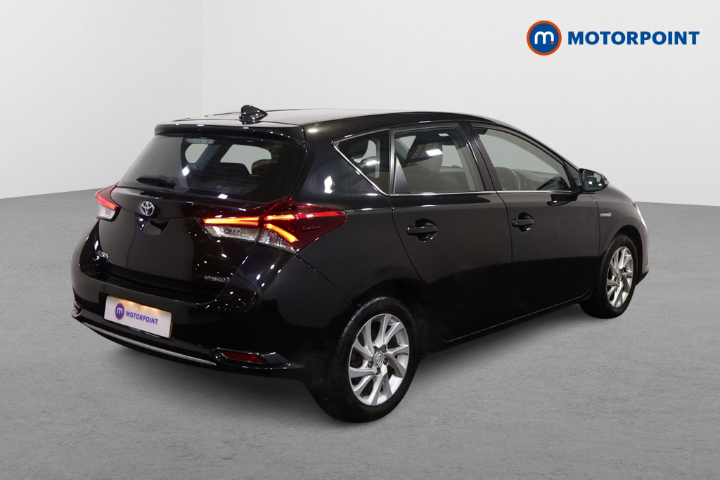 Toyota Auris Icon Tech Automatic Petrol-Electric Hybrid Hatchback - Stock Number (1610318) - Drivers side rear corner