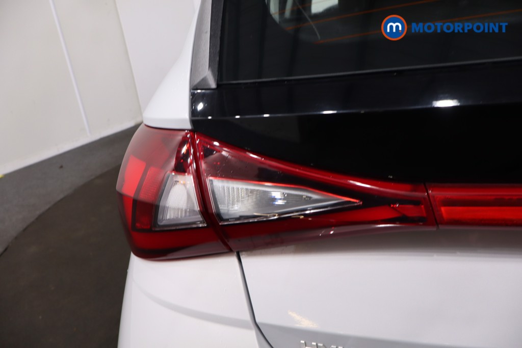 Hyundai I20 Advance Automatic Petrol Hatchback - Stock Number (1610331) - 32nd supplementary image